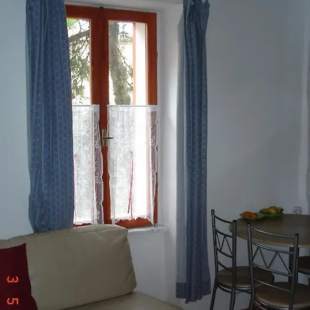 Apartma Kaja פיראן